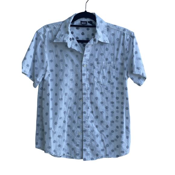 Star Wars White Reverse Stormtrooper Print.   Button up Small SM - Picture 1 of 9